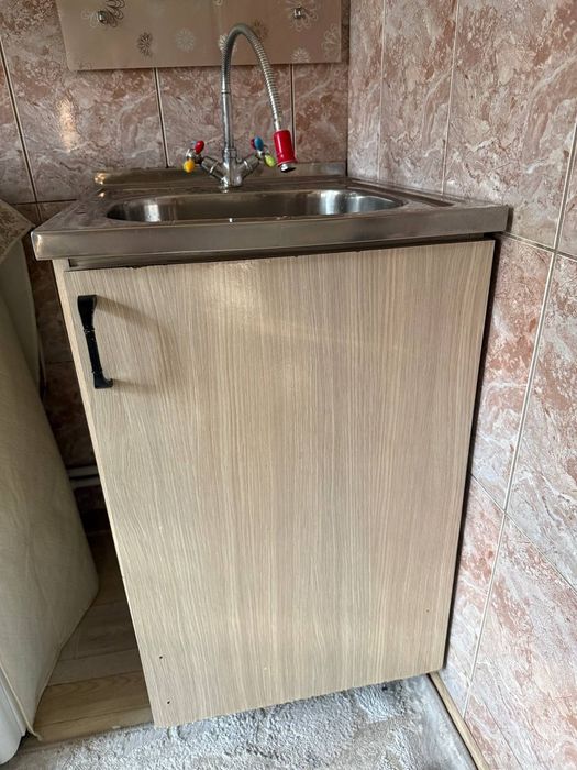 Продам мойку со смесителем в отличном состоянии