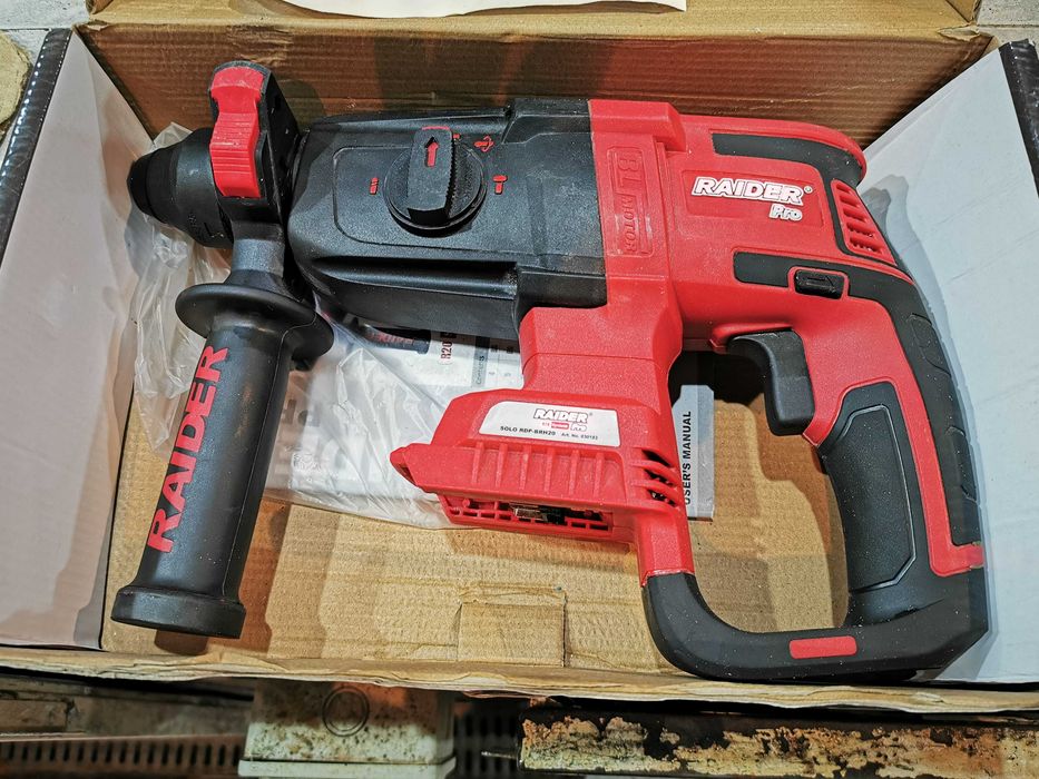 Акумолаторен перфоратор Райдер Про