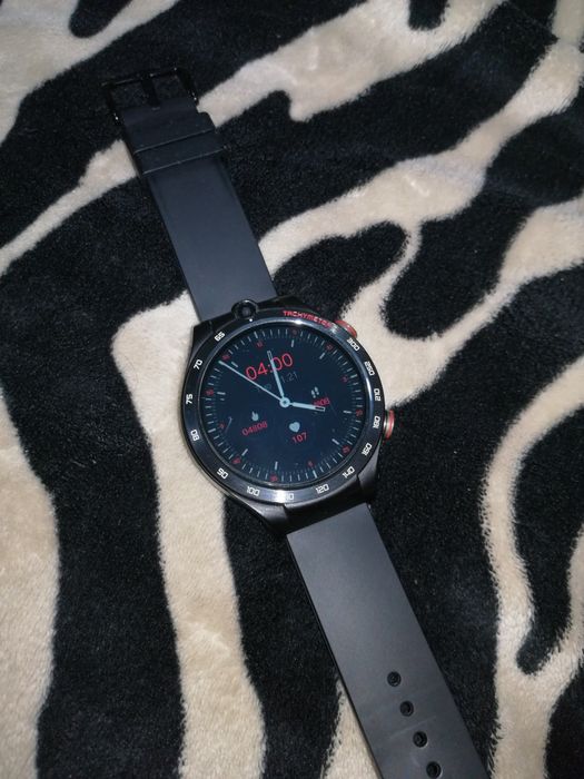 Продаю Smart watch 4G LTE Смарт часы