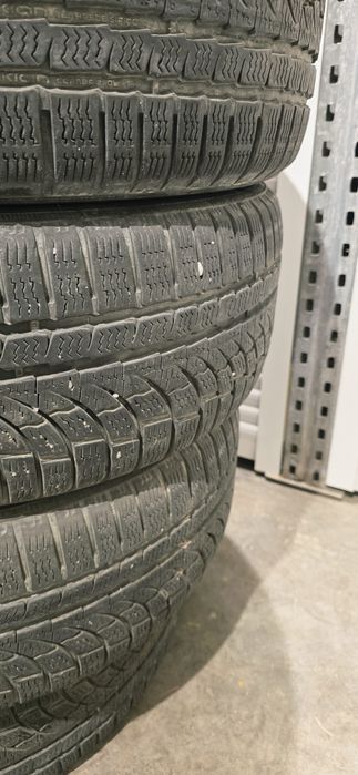 Cauciucuri iarna Nokian