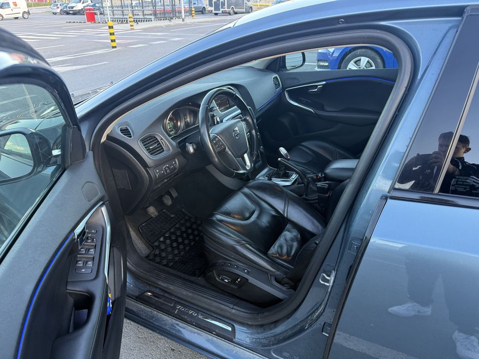 Volvo V40 2014 D2 1.6