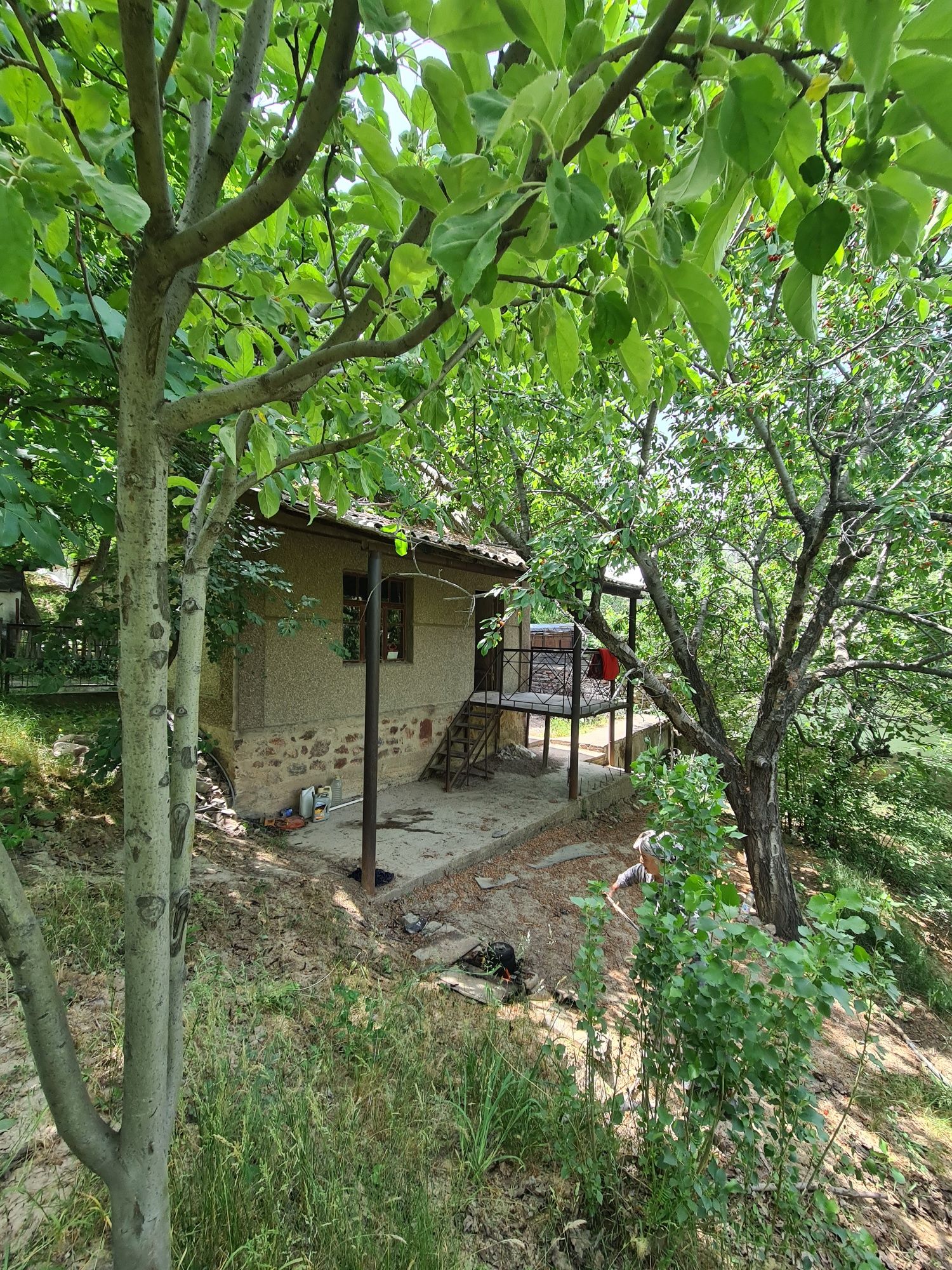 Dacha sotiladi yangiobod angren
