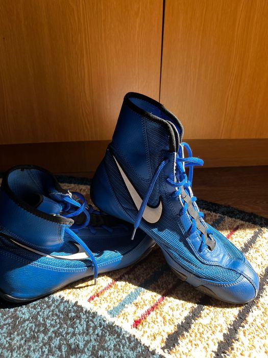 Vând ghete de box nike