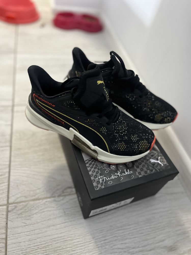 НОВИ Оргинални маратонки Puma Frida Kahlo
