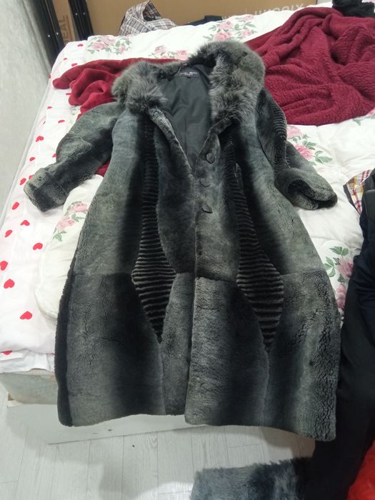 Продаётся шуба нормальная