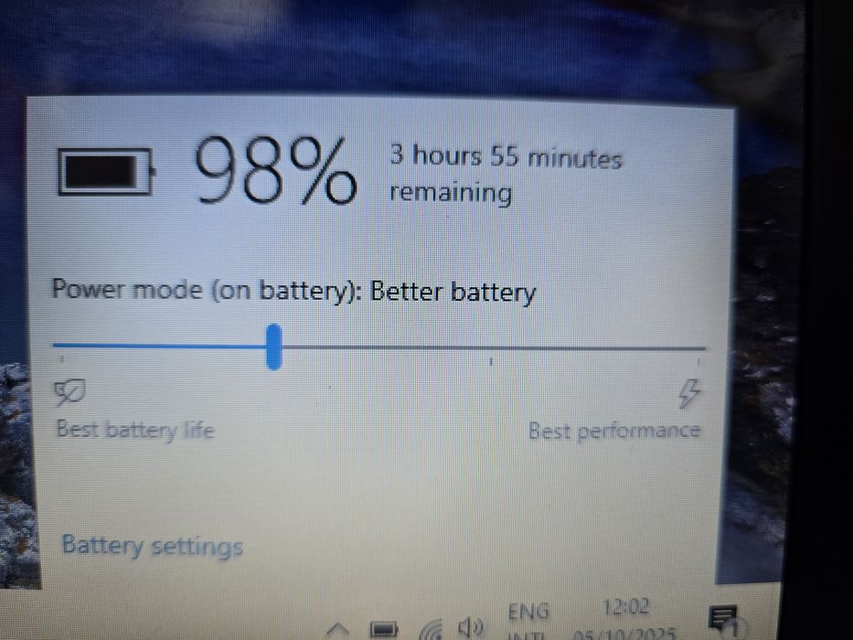 Laptop Dell model P51F i5