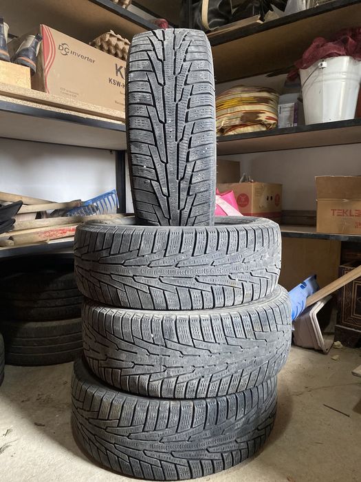 Авто шина в рабочем состояние