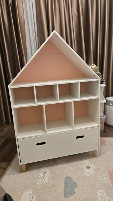 Дървена библиотека къщичка детска