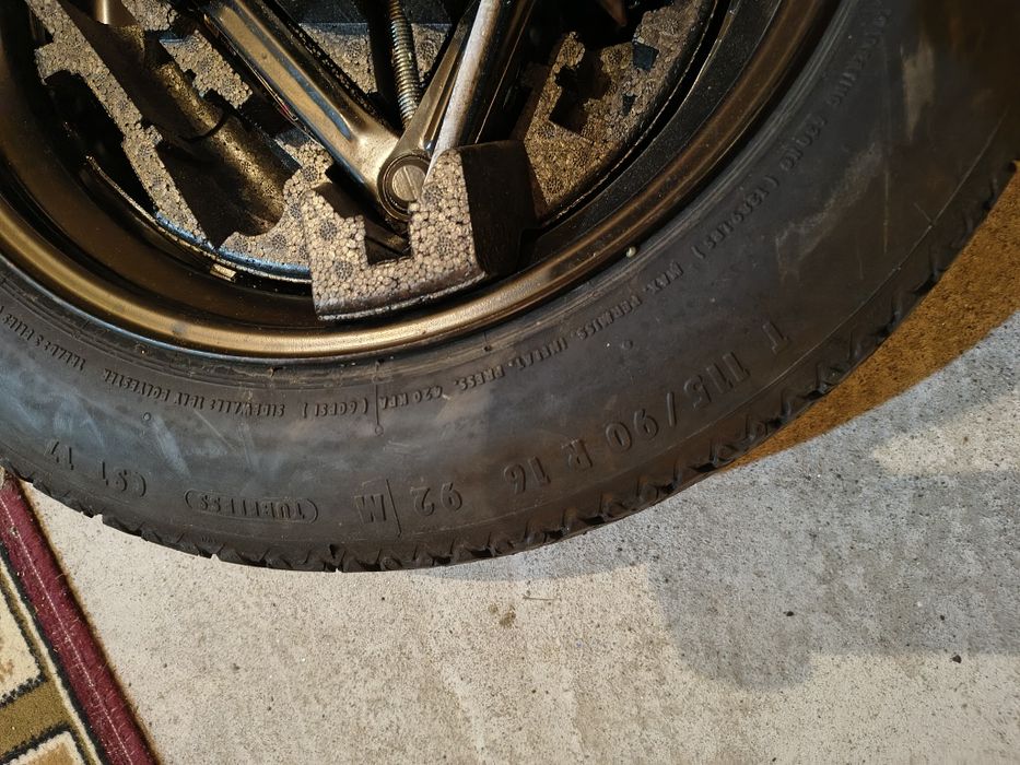 Roata rezerva Volvo V40