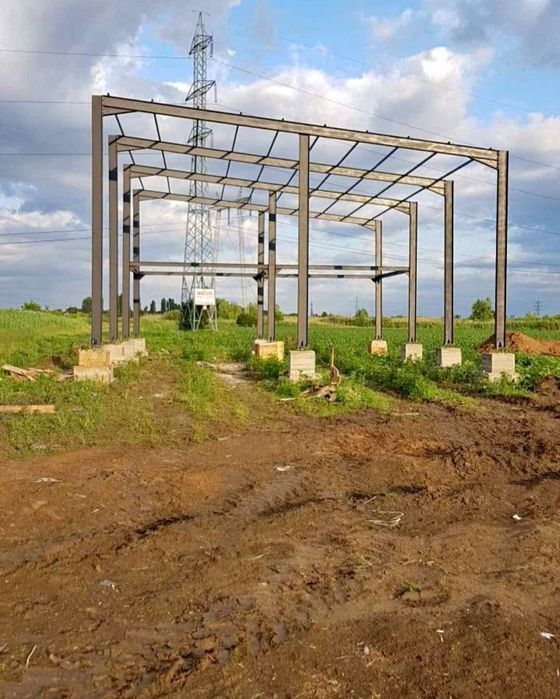 Vand și construiesc o gama larga de hale sau structuri metalice noi sa