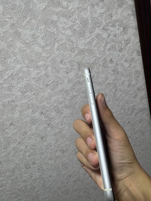 Iphone xr holati zor