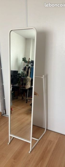 Напольное зеркало от Икея