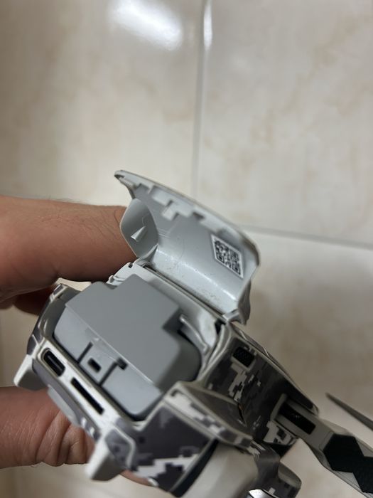 DJI mini SE дрон