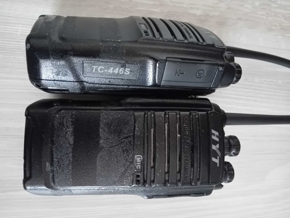 Stații radio profesionale HYT