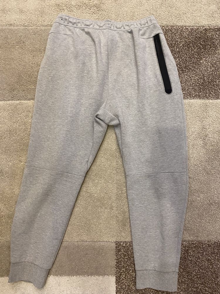 Nike tech fleece сив XL