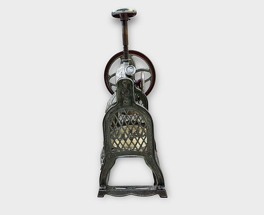 Aparat manual ras gheață japonez stil Art Nouveau