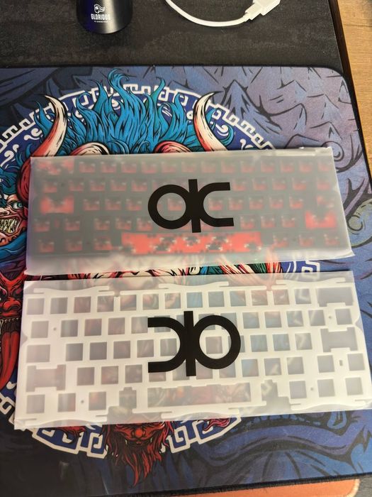 Продаю кейс для клавиатуры