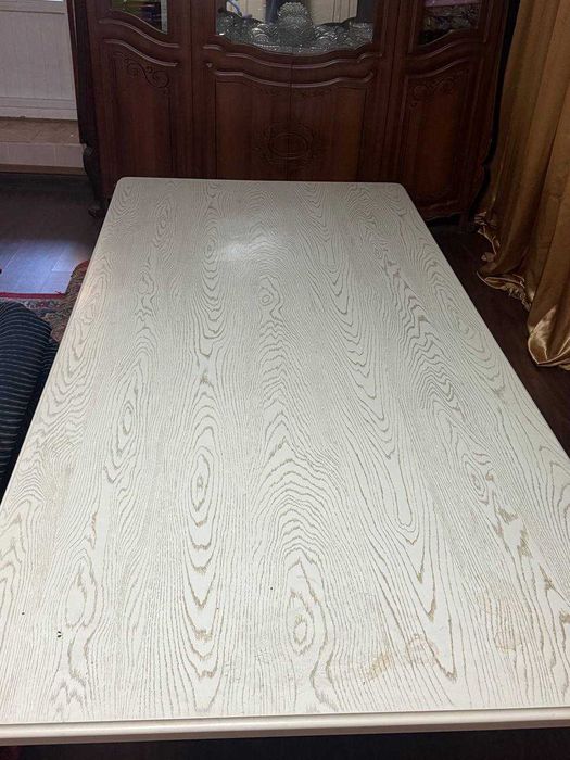 Продаю свою качественную стенку,стол и спальный гарнитур.