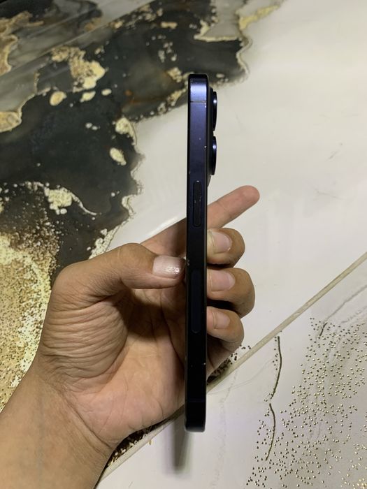 Iphone 15 pro e-sim 256gb ideal