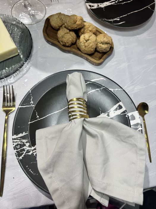 Продам керамические тарелки 20 и 26 см