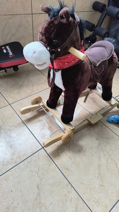 Calut balansor cu roti