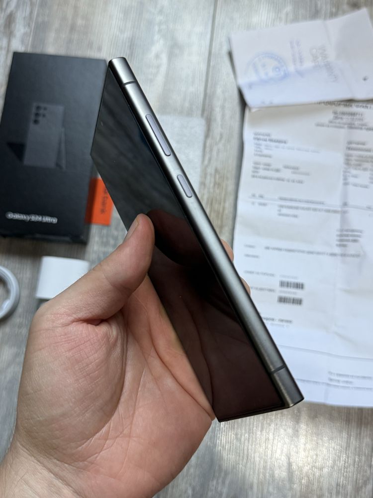 Samsung Galaxy S24 Ultra 256 GB 12 GB Ram  Отличен и Гаранционен