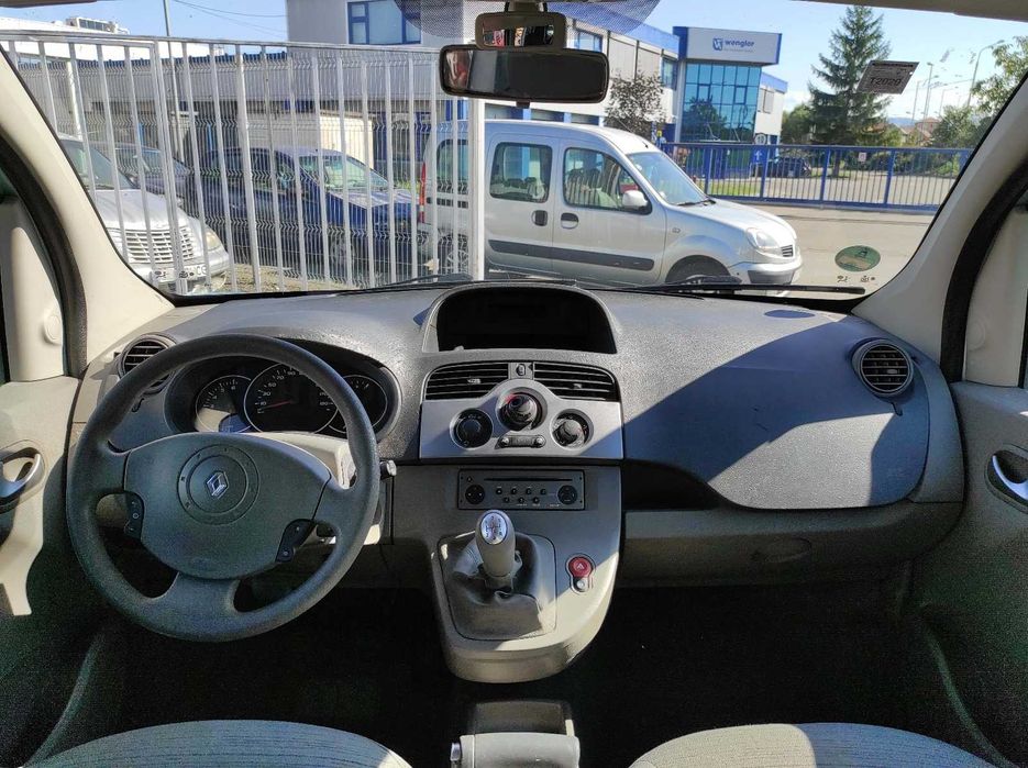 Renault Kangoo Autoturism 5 locuri 1.6 i Clima Privilege Inmatriculat.