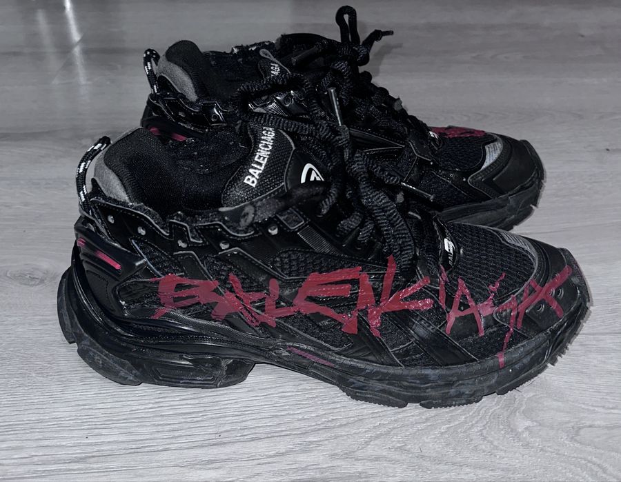 Balenciaga Runner Graffiti