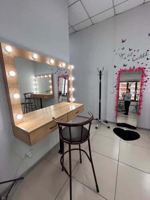 Аренда визажных столиков