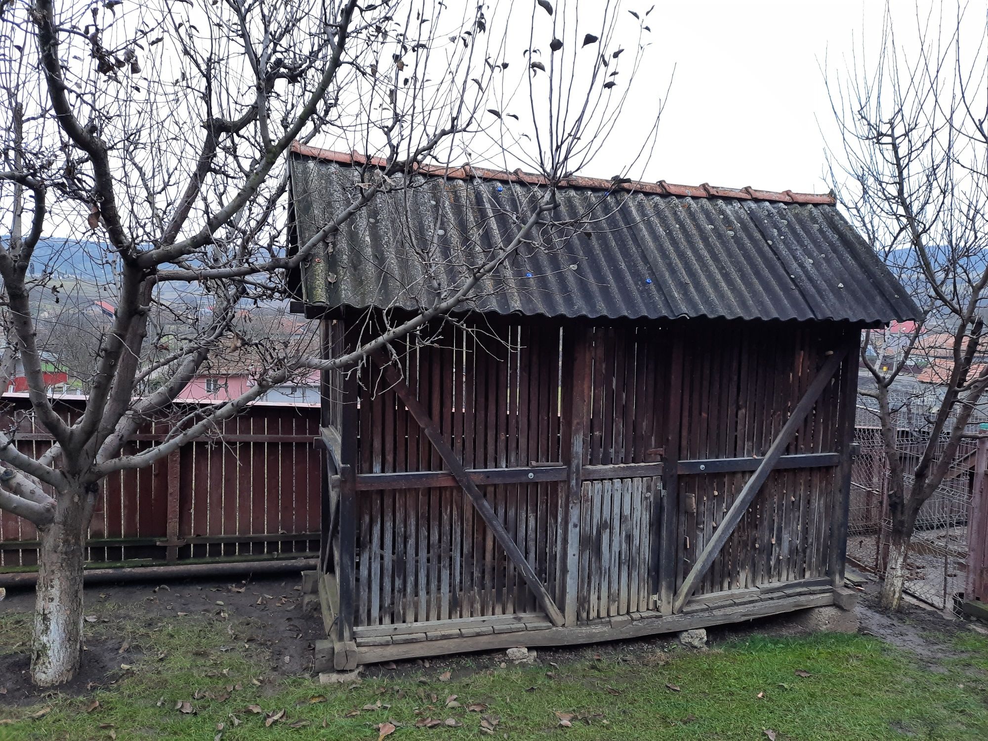 Vând coșar porumb sau schimb