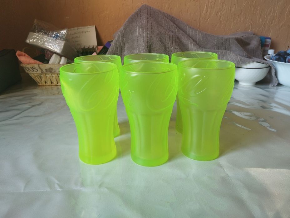 Бокал от фирмы кока колы