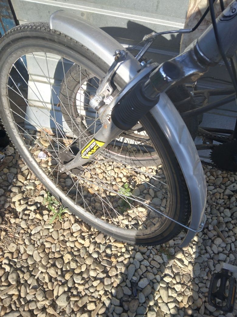 Bicicleta import 18 viteze 20"