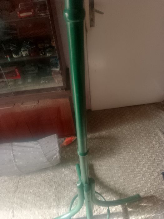 Дървена соц. Закачалка за дрехи