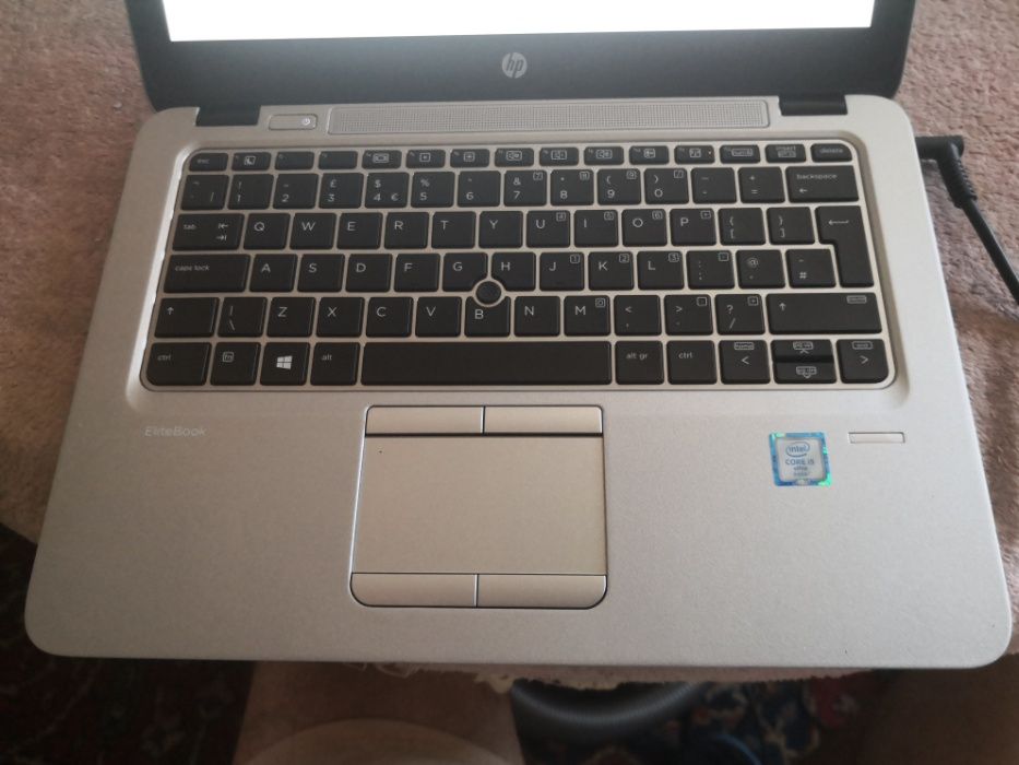 Laptop Hp EliteBook 820 G3 , I5 6300, 2,4/3 GHz, 8 GB DDR4, M2 512 GB