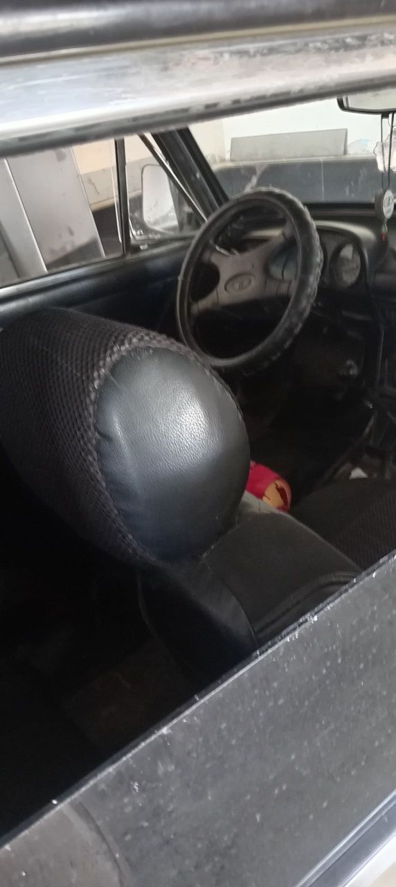 Vaz 2106 sotiladi