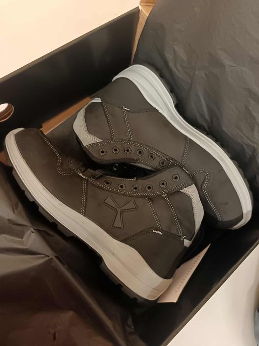 Боти с бомбе чисто нови