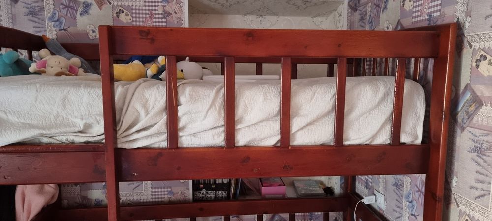 Продаётся двухъярусная кровать