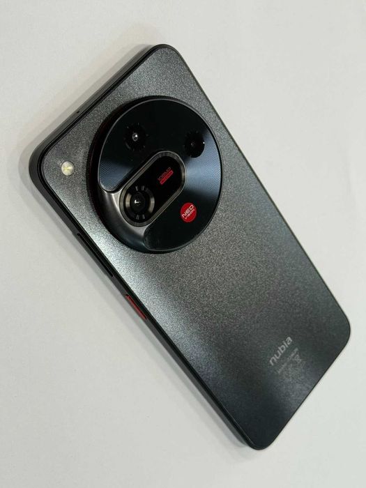 ZTE Nubia Focus 2 5G 8GB/256GB