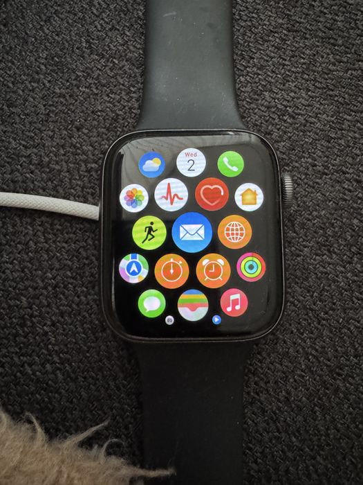 apple watch 4 LTE 44mm.