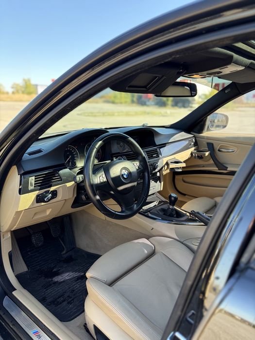 Vand bmw e90 facelift m pachet