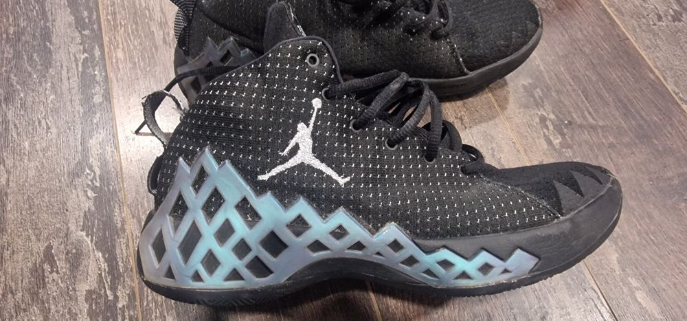 Nike Air Jordan .