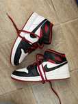 Adidasi Nike jordan 1 nr 40