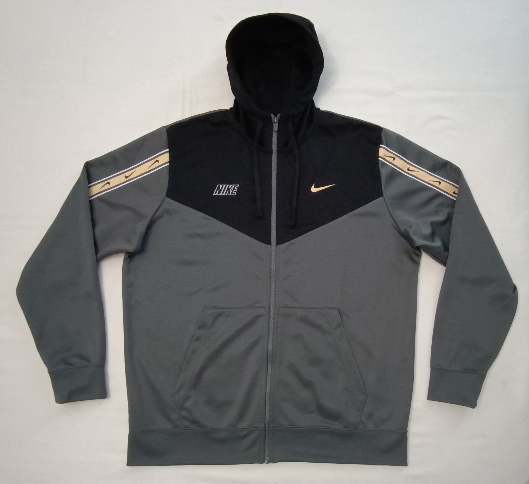 Nike Sportswear Repeat Hoodie оригинално горнище XL Найк спорт суичър