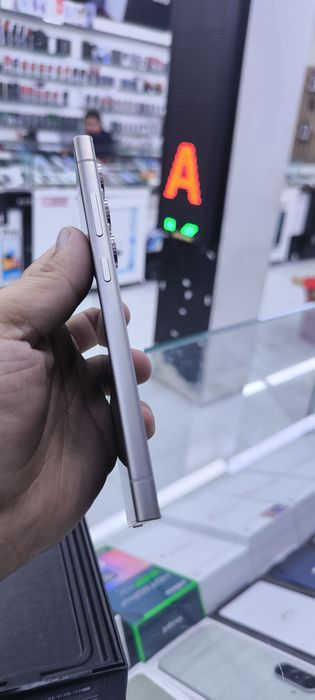 Samsung S24ultra 12/256 titan gray