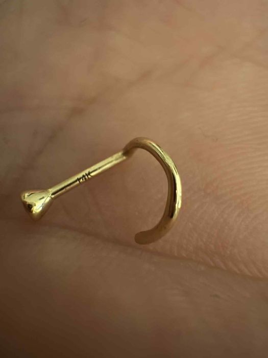 Vand cercel de nas de aur nou