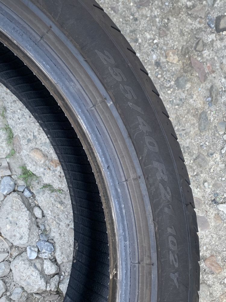 2 бр. Дот 2019 255/40/21 Pirelli Pzero