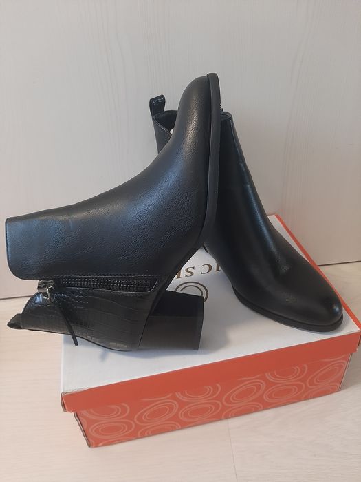 Ghete noi, marimea 39