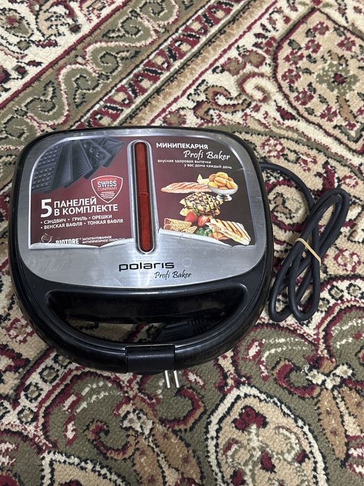 Вафельница с 5 насадками Срочно