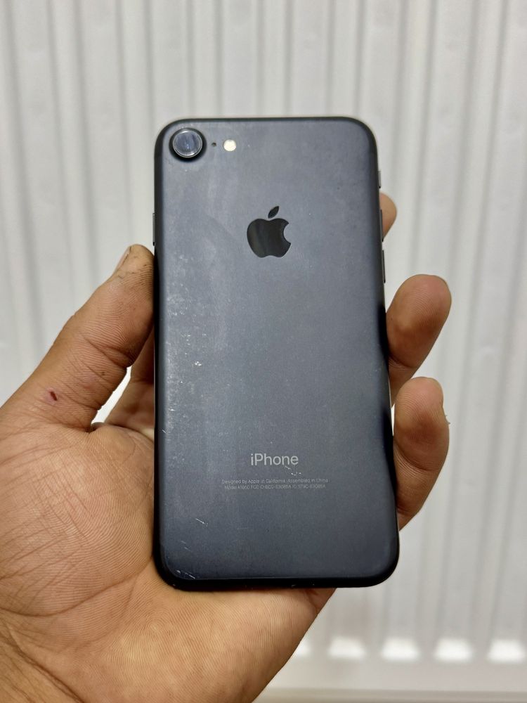 Iphone 7   128 gb akuratni ishlatilgan