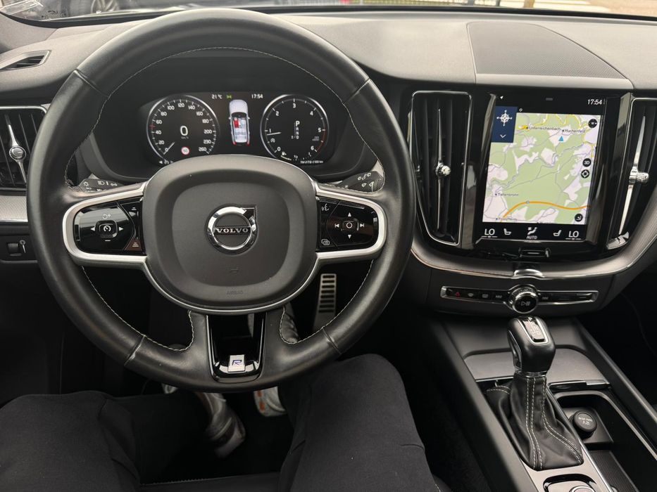 Volvo XC 60 ~ R Design~ 2021